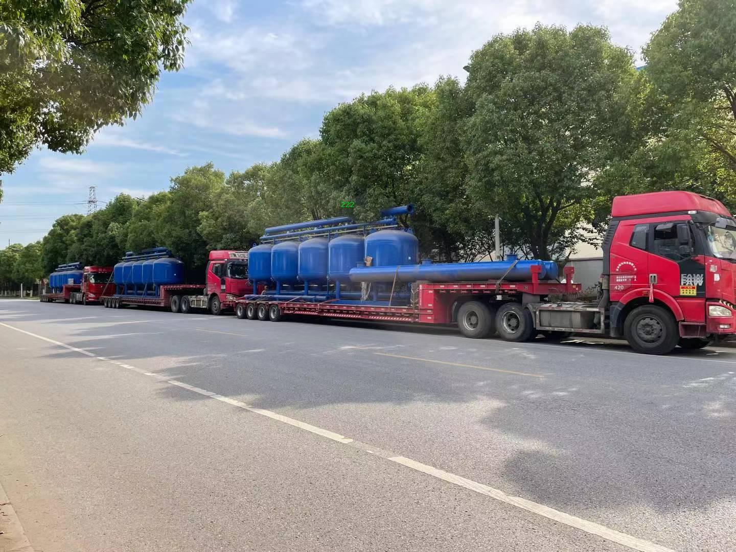 量身定制，十五連罐超大砂濾裝置發(fā)貨浙江嘉興！