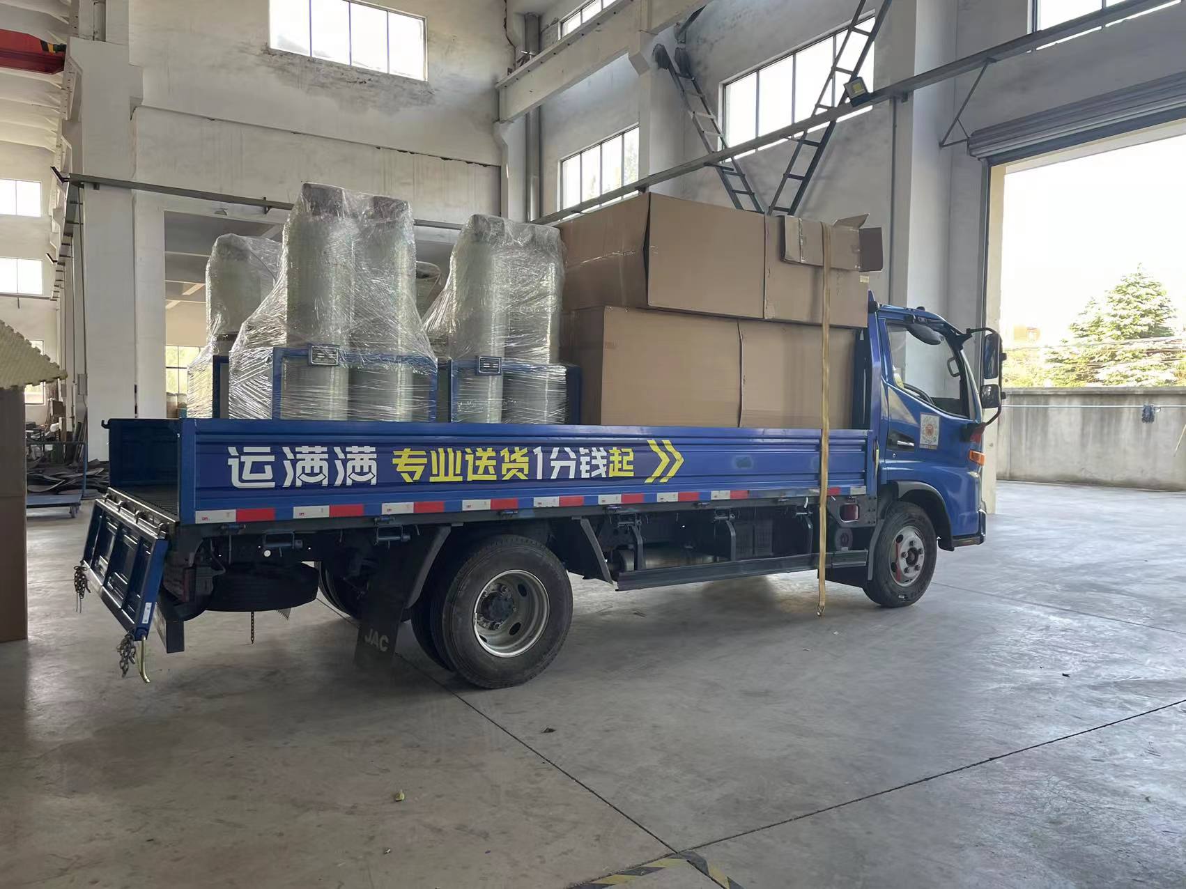 北京發(fā)貨全自動(dòng)軟水器4套